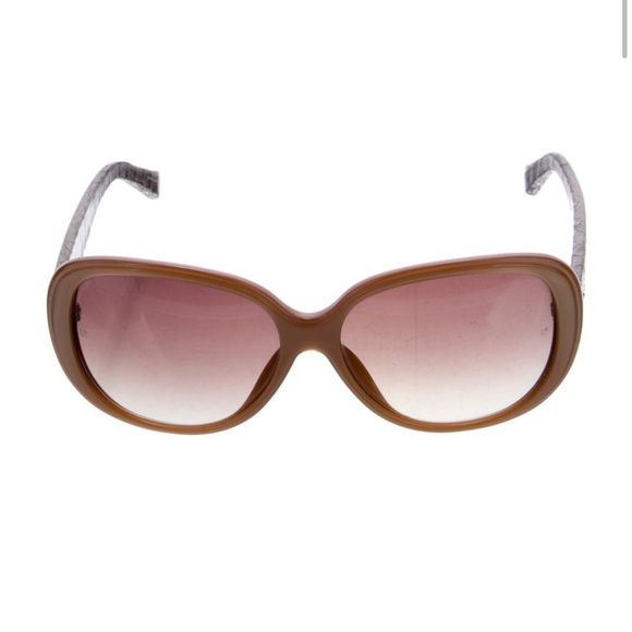 Linda Farrow Brown Oversized Sunglasses - Picture 2 of 4